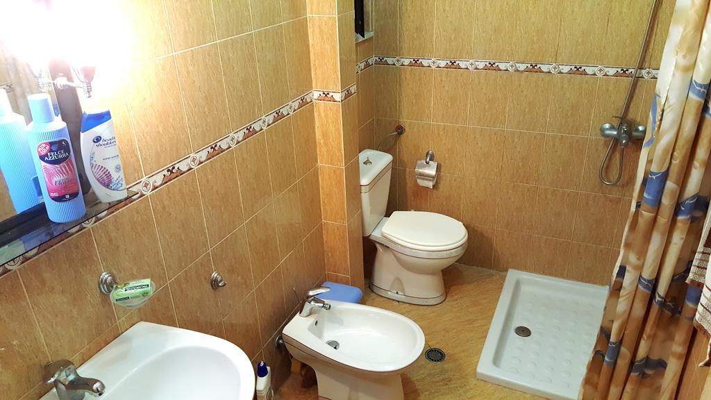 Berberi Guest House Pogradec Exterior photo